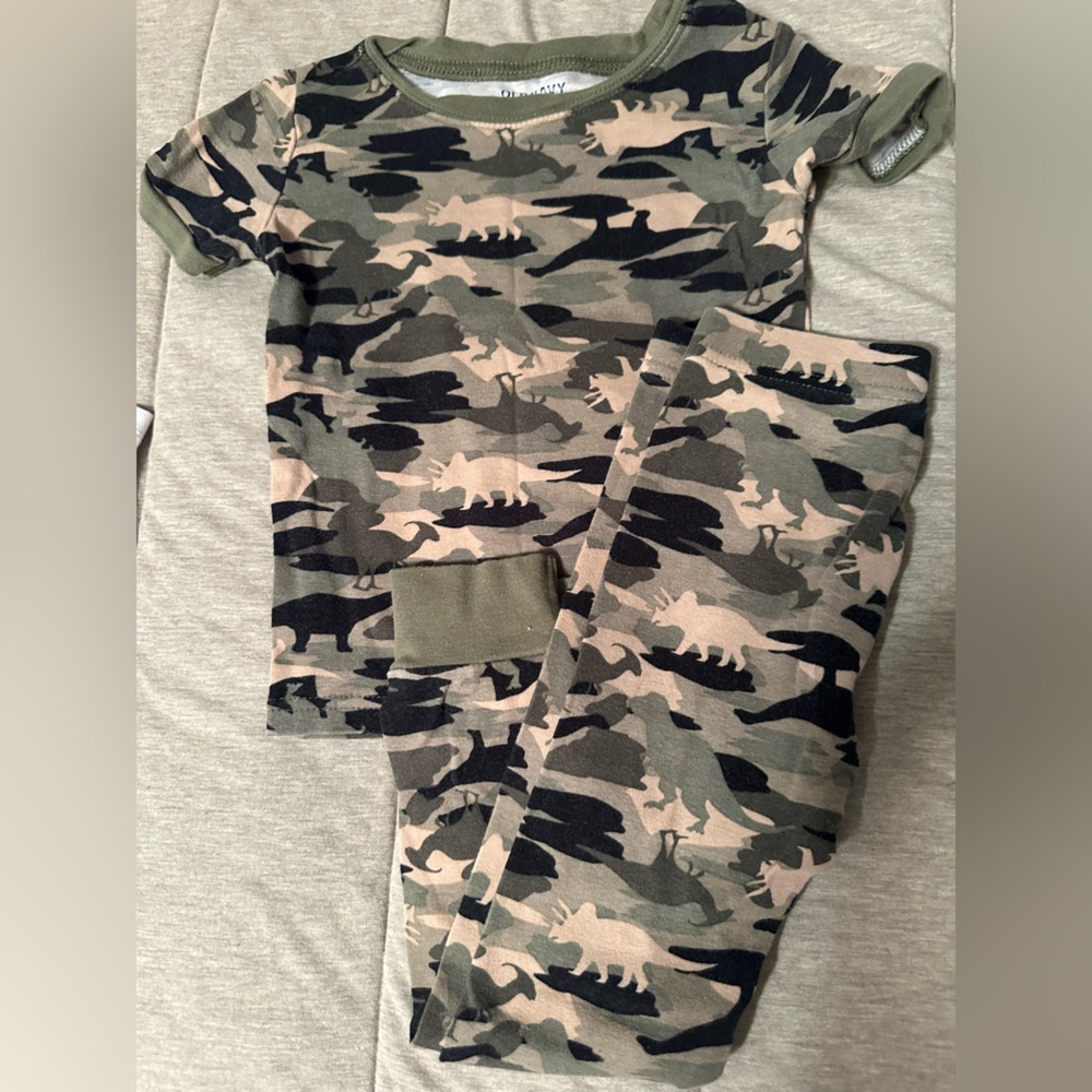 Old Navy Dinosaur 🦕 Camo Pajamas